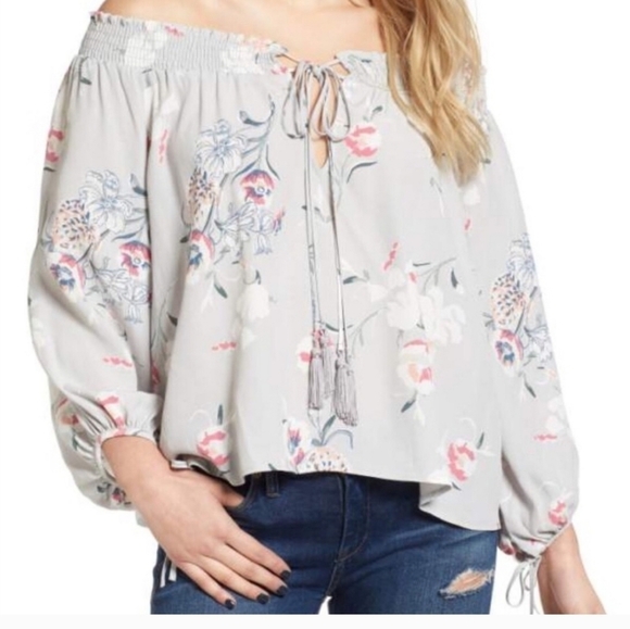 ASTR The Label Woman's Off the Shoulder Peasant Floral Top Blouse Sz M Grey - Picture 1 of 12